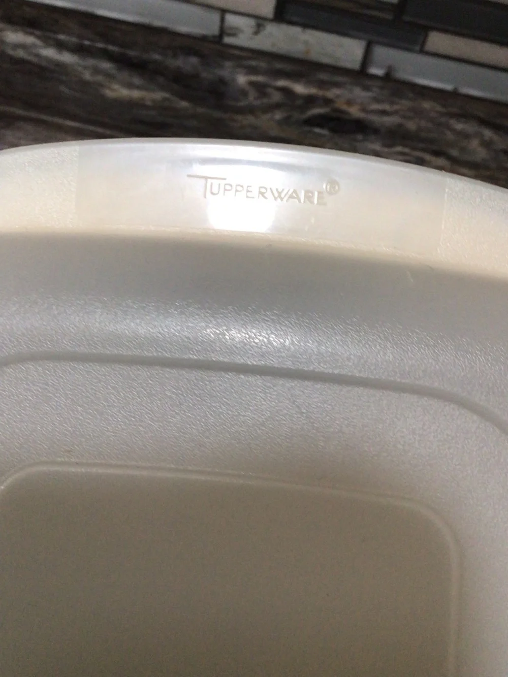 Vintage Tupperware Ultra 21 Loaf Pan & Lid 1.5 Qt Beige Microwave Oven Safe